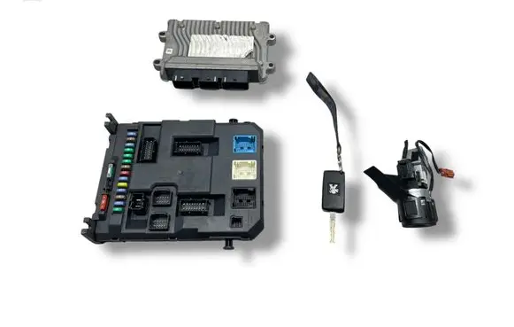 Peugeot 207 Engine ECU kit and lock set 2028028576 9676782980 9666952280