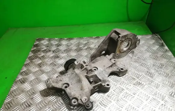 Volkswagen Golf VI Generator/alternator bracket 03L903143K