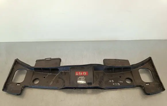 Mercedes-Benz CLS C218 X218 Radiator trim A2048174920 R134A A0019890803