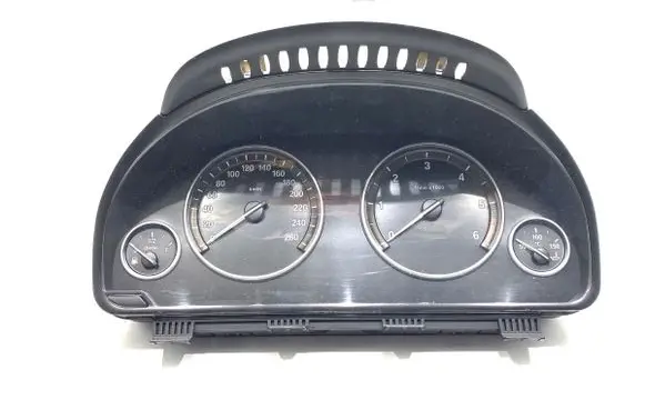 BMW 5 F10 F11 Speedometer (instrument cluster) 9280483