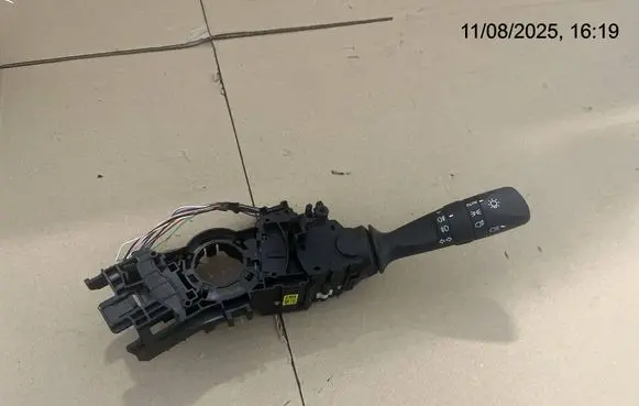 Toyota C-HR I Indicator stalk F405017J591