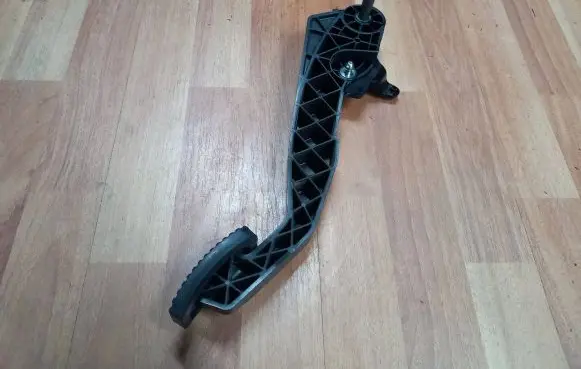 Clutch pedal