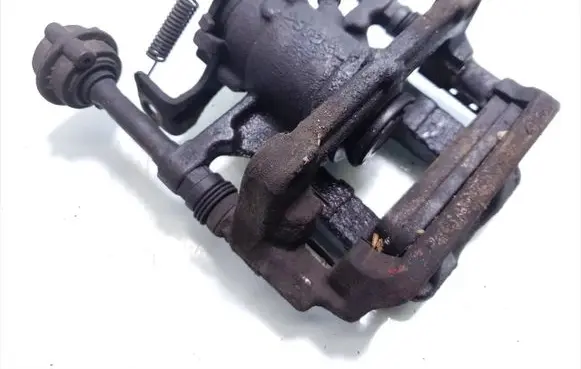 Opel Astra J Rear brake caliper