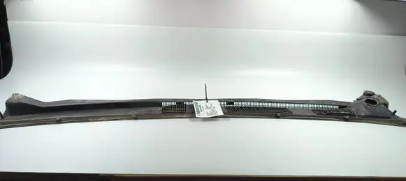 Mitsubishi Pajero Wiper trim