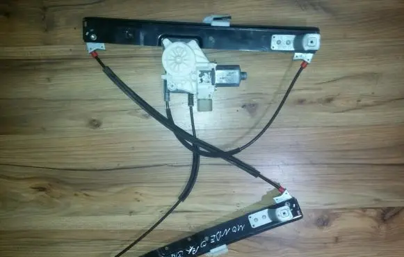 Ford Mondeo MK IV Sliding door window regulator with motor 7s71a23201bl