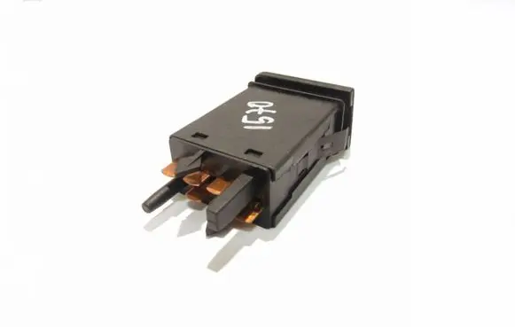 Volkswagen Golf IV Windscreen/window heater switch 1J0953235A