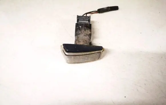 Volvo S40, V40 Front fender indicator light 6r0142631