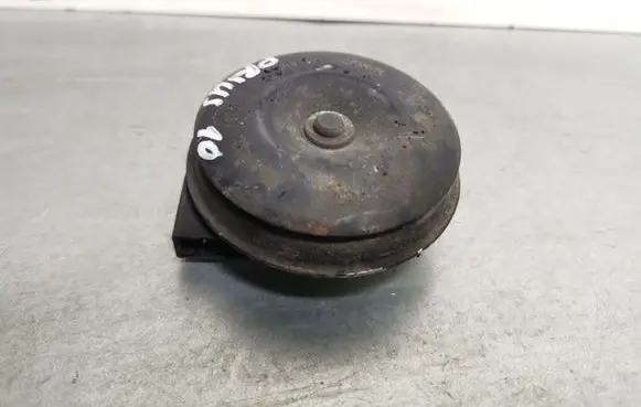 Toyota Prius (XW30) Horn signal 8652028180