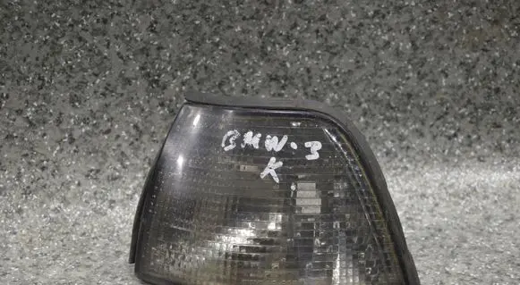 BMW 3 E36 Front indicator light 183272B