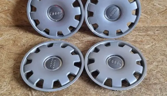 Audi A4 S4 B7 8E 8H R16 wheel hub/cap/trim 4B0601147D