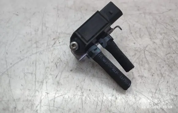 Land Rover Discovery Sport Exhaust gas pressure sensor G4D35L200AB