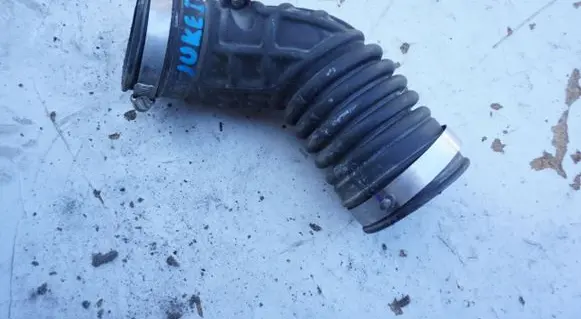 Nissan Juke I F15 Intake resonator 