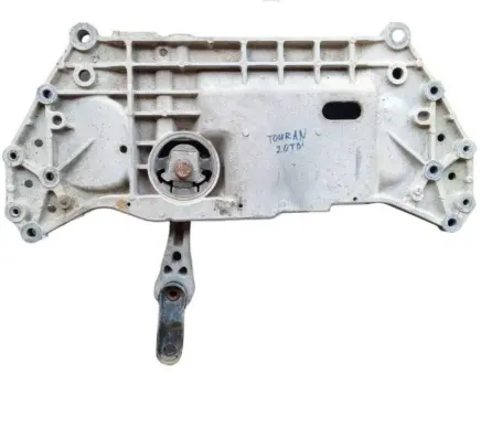 Volkswagen Touran I Front subframe 1K0199369F