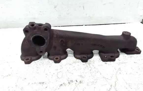 Nissan Qashqai Exhaust manifold 140045202R