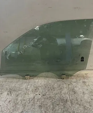 Nissan X-Trail T31 Front door window glass four-door