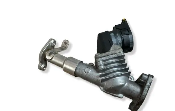 BMW 3 E90 E91 EGR valve 7563241