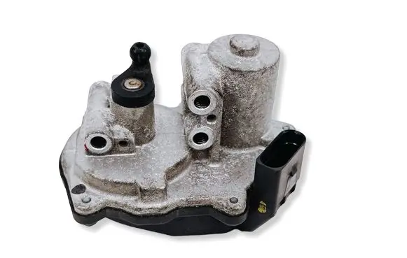 Volkswagen Touareg II Intake manifold valve actuator/motor 059129086L A2C53289031