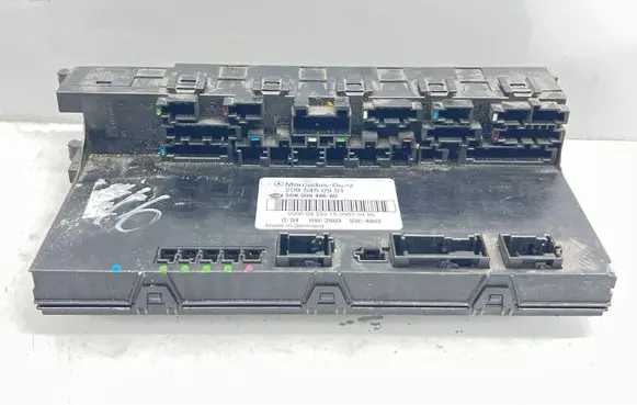 Mercedes-Benz CLK A209 C209 Fuse box set 2095450901 5DK00848660