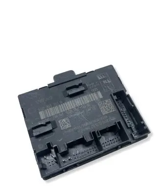 Audi A3 S3 8V Door control unit/module 5Q0959393B
