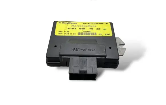 Mercedes-Benz ML W163 Transfer box differential control unit A1635457932 4450000051E 032495