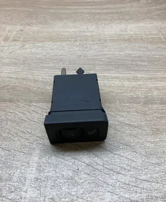 Volkswagen Golf IV Seat heating switch 1J0963564B