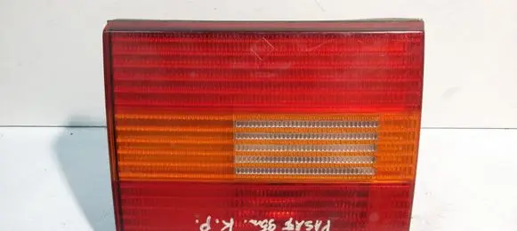 Volkswagen PASSAT B4 Tailgate rear/tail lights 3A9945107