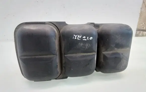 Vacuum air tank