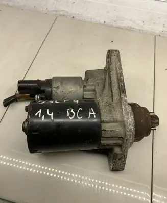 Volkswagen Golf IV Starter motor