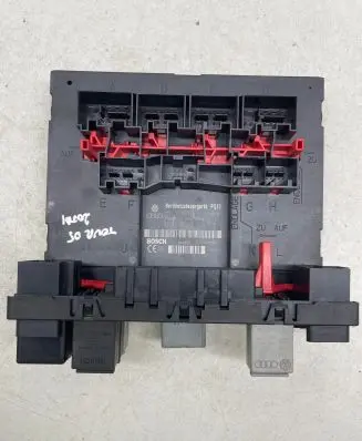 Volkswagen Touran I Comfort/convenience module 1K0937049L F005V00459 H30S0701