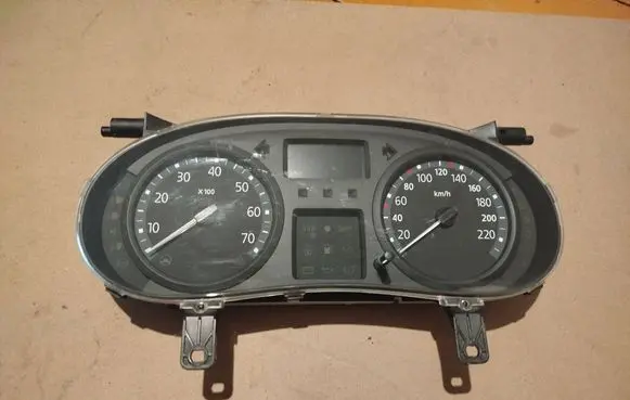 Renault Clio II Speedometer (instrument cluster) P8200276525A 8200276525 216726389