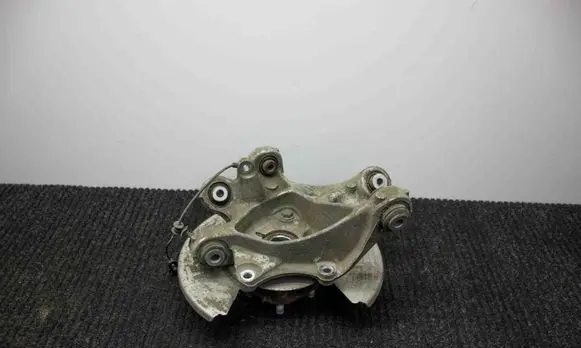 Tesla Model 3 Rear wheel hub 104441100F
