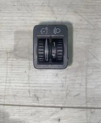 Volkswagen PASSAT B6 Headlight level height control switch 3C0941333