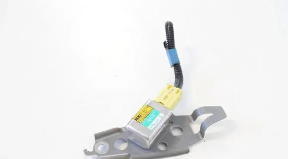 Lexus GS 300 350 430 450H Airbag deployment crash/impact sensor 8983030130