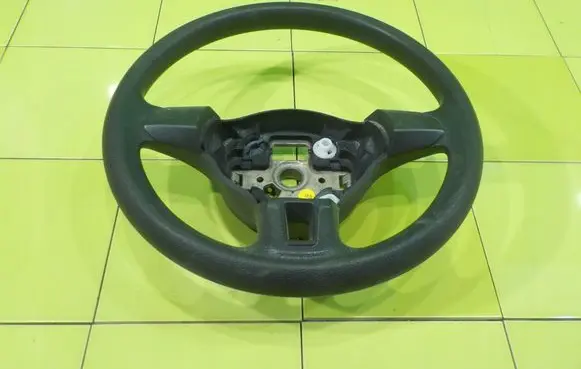 Volkswagen Golf VI Steering wheel 5K0419091H XP63