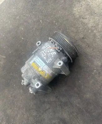 Renault Megane II Air conditioning (A/C) compressor (pump) 8200053264 01139027 09192184219A