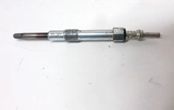 Opel Vectra C Glow plug 