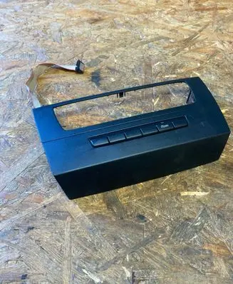 BMW 3 E90 E91 Panel trim 6970912