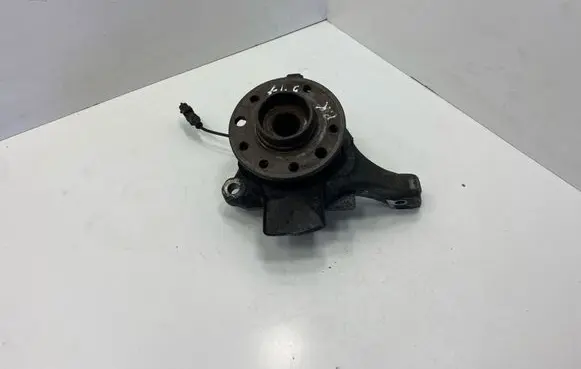 Opel Signum Front wheel hub 
