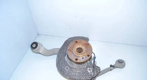 BMW 3 GT F34 Front wheel hub 6798261 31216798261 6798253