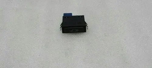 BMW X5 E53 Switch for retractable tow bar 8365579