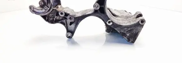 Volvo 850 Generator/alternator bracket 074145169B