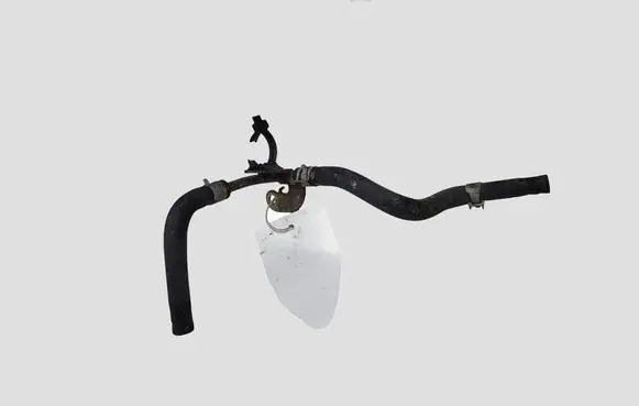 Nissan X-Trail T30 Engine coolant pipe/hose