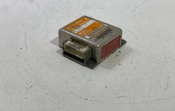 Audi A6 S6 C4 4A Airbag control unit/module 8A0959655C