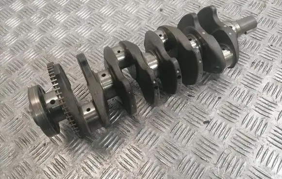 Opel Astra H Crankshaft Z17DTH