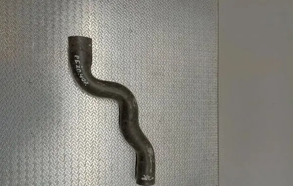 Peugeot 407 Engine coolant pipe/hose