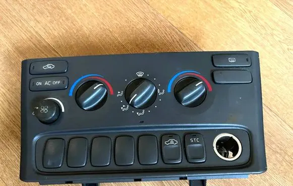 Volvo S80 Climate control unit 9494261 23460428 99W27E