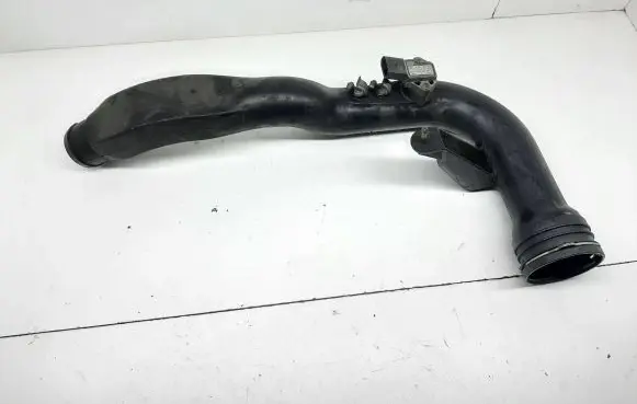 Audi A4 S4 B7 8E 8H Intercooler hose/pipe 8E0145762
