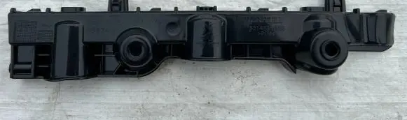 Renault Trafic III (X82) Front bumper mounting bracket 631438106R