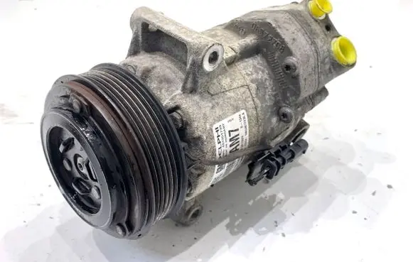 Opel Zafira C Air conditioning (A/C) compressor (pump) 401351739
