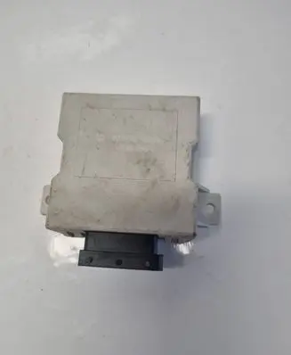 Toyota Avensis T250 Window wiper relay 150696